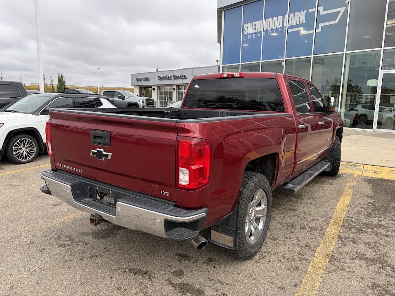 2018 Chevrolet Silverado 1500 4WD Crew Cab 143.5 LTZ w/1LZ Red Sherwood Park - photo #3