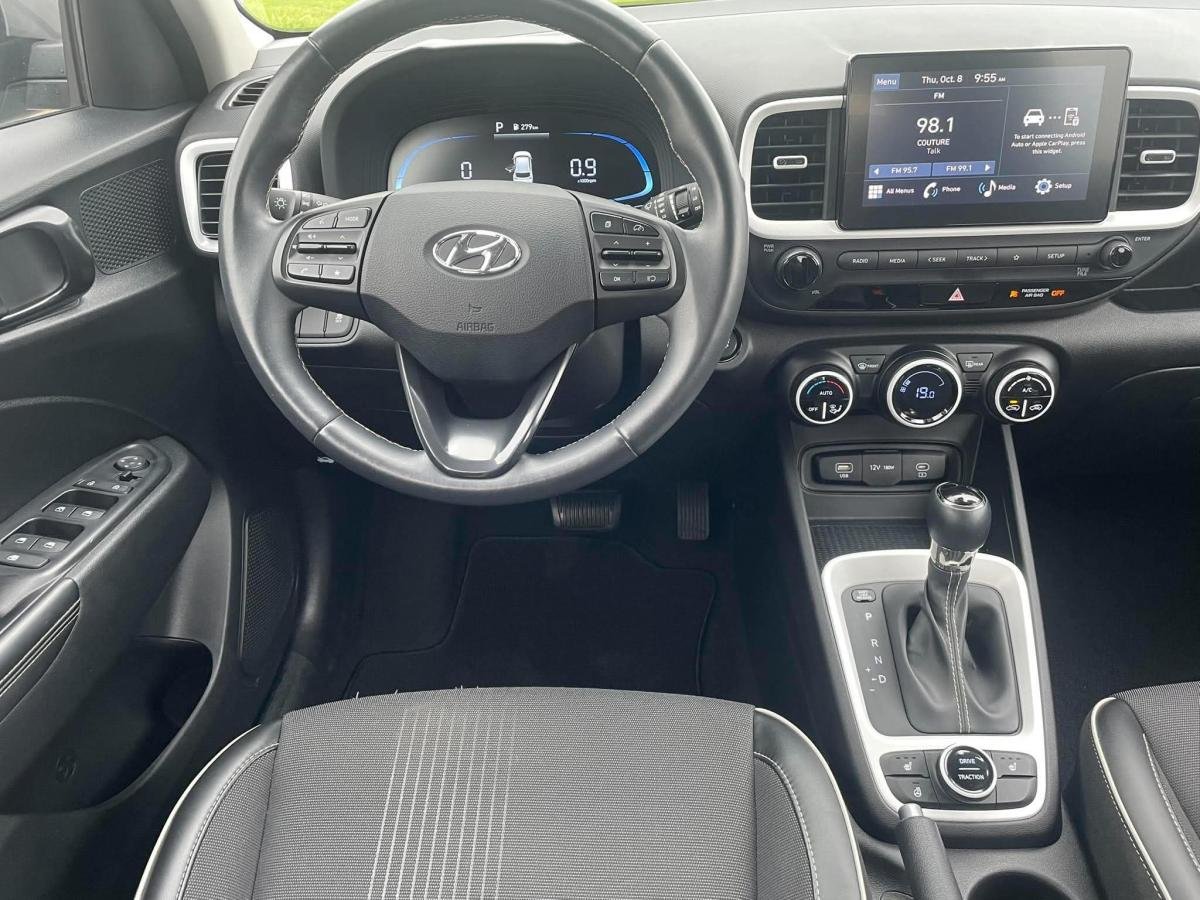 Hyundai Venue 2023 Gris Donnacona - photo #11