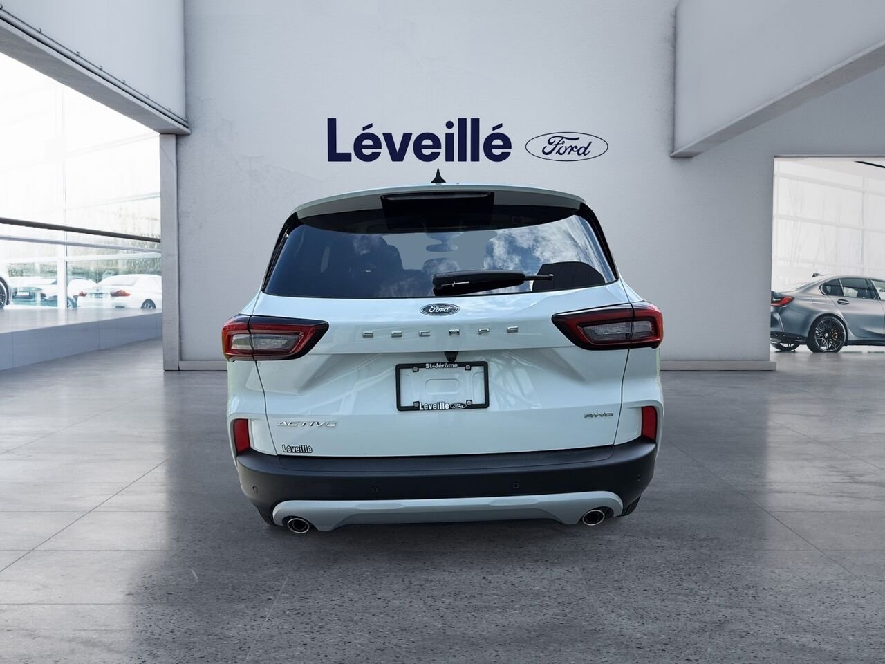 2026 Ford Escape Oxford White Saint-Jérôme - photo #4