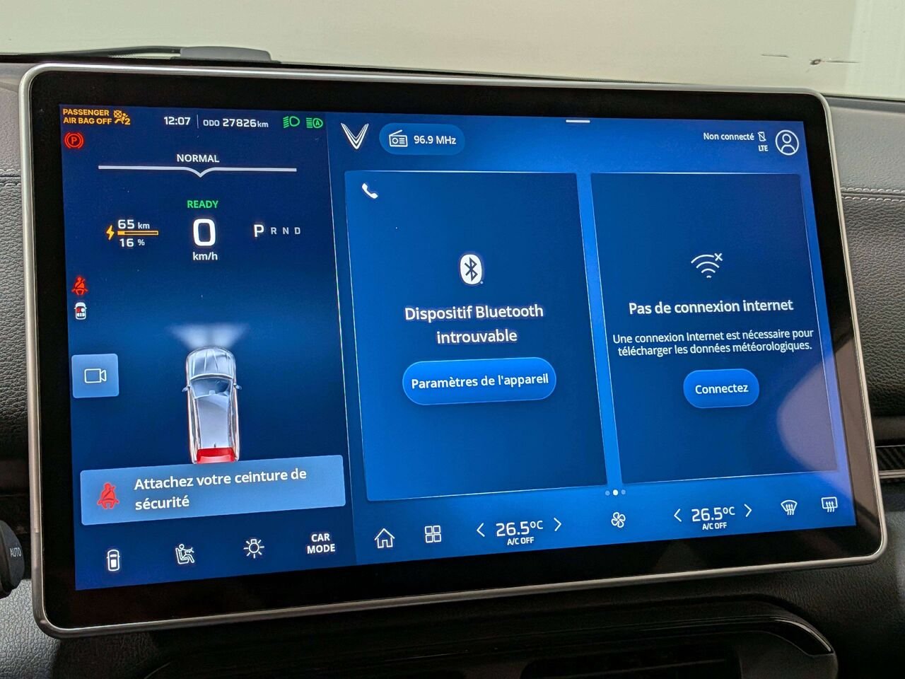 VinFast VF 8 Eco AWD 2025 Blanc Mirabel - photo #21