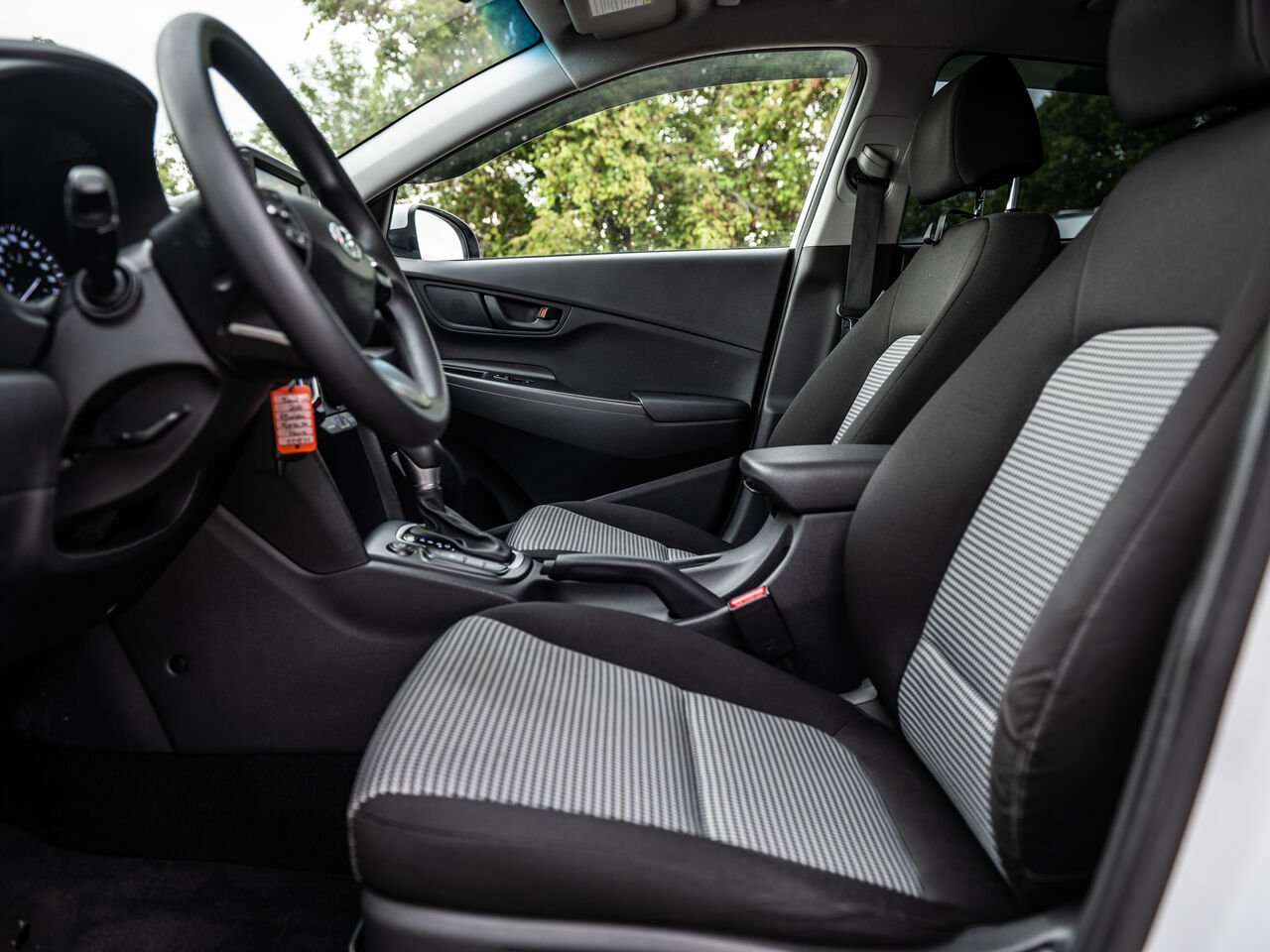 2020 Hyundai Kona White Sainte-Julienne - photo #9