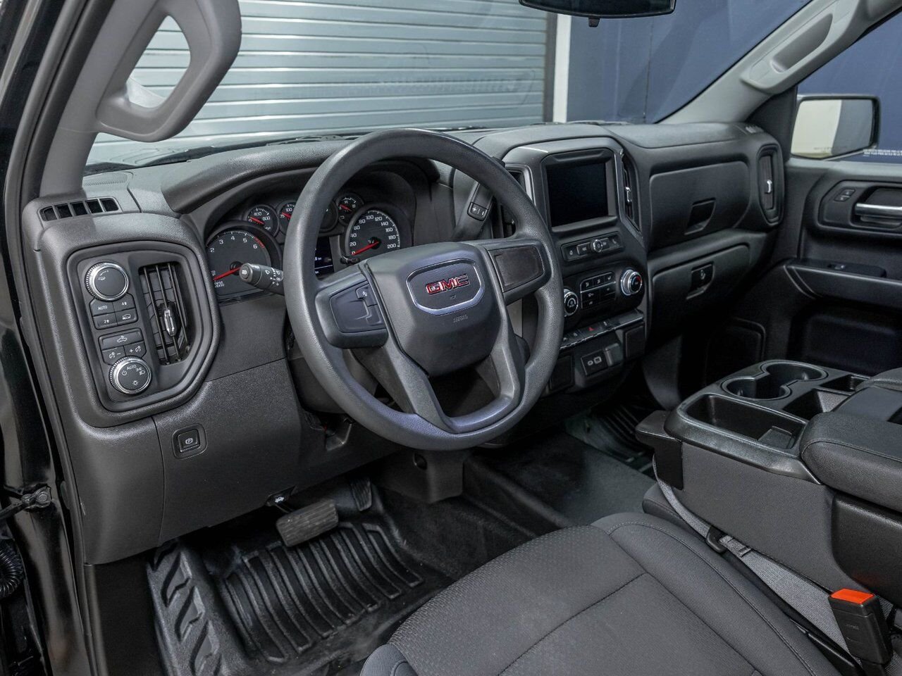 GMC Sierra 1500 PRO CREW 4X4 *CARPLAY* GR. SECURITE *WIFI* USB 2024 Noir Saint-Jérôme - photo #1