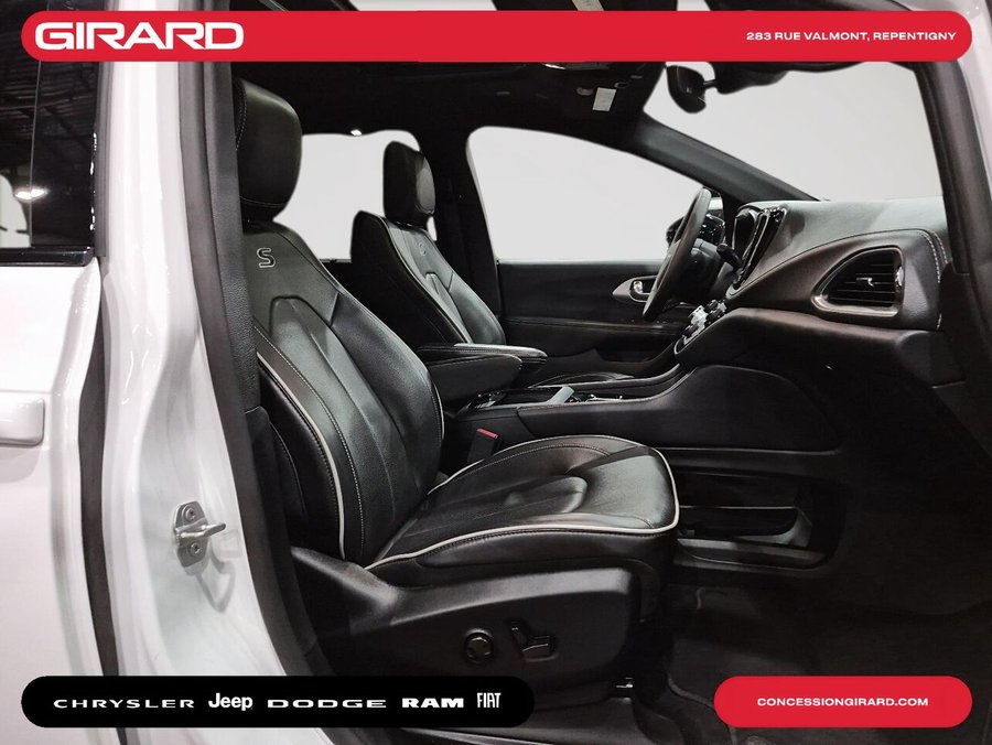 2025 CHRYSLER PACIFICA LIMITED White