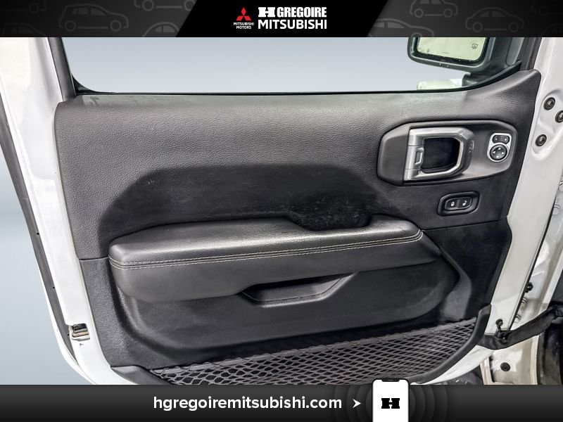 2021 Jeep Wrangler White Saint-Eustache - photo #12