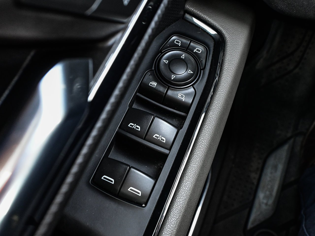 2024 Chevrolet Silverado 1500 4WD Crew Cab 147 ZR2 Black Sherwood Park - photo #18
