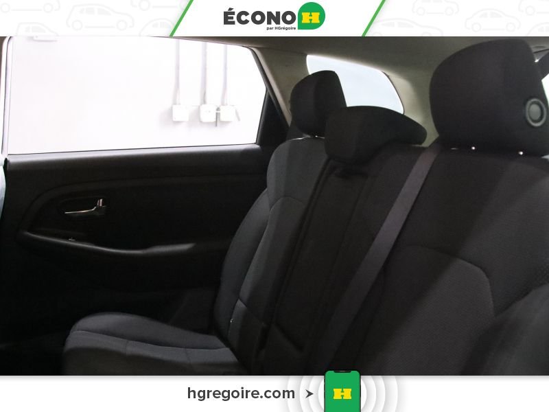 2015 Kia Rondo Grey Saint-Eustache - photo #15