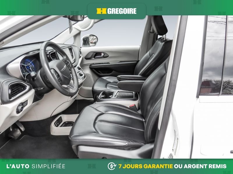 Chrysler Pacifica 2023 Blanc Blainville - photo #11