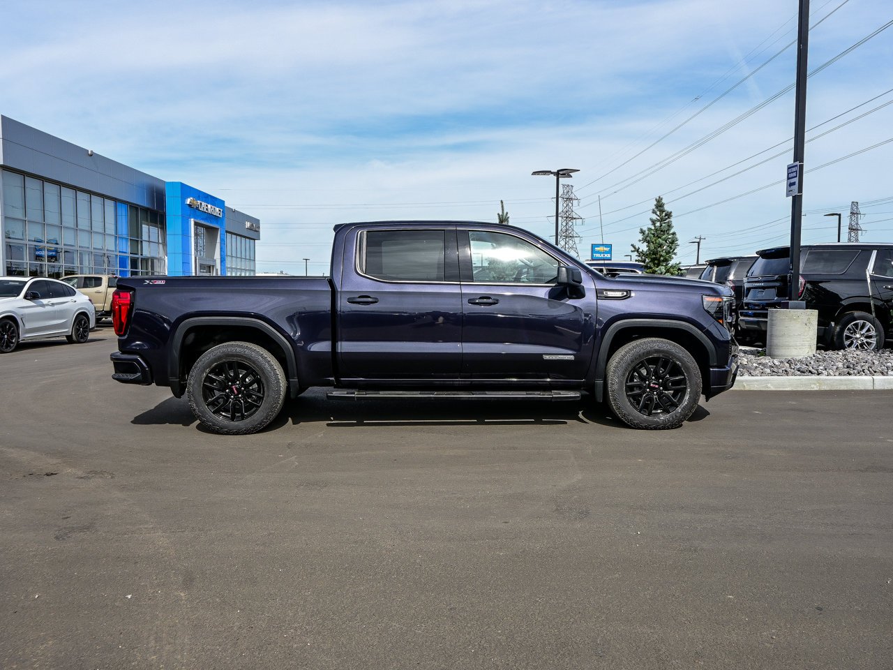 2024 GMC Sierra 1500 4WD Crew Cab 147 Elevation Black Sherwood Park - photo #14