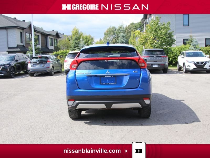 Mitsubishi Eclipse Cross 2020 Bleu Laval - photo #8