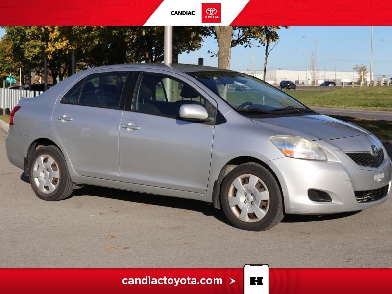 2012 Toyota Yaris Silver Blainville - photo #0