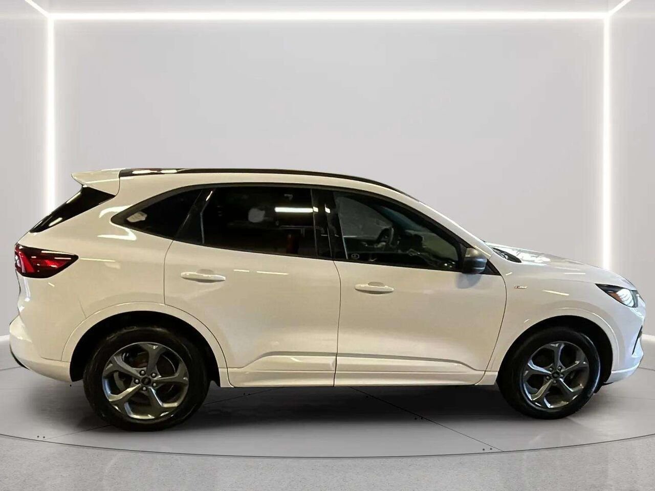 Ford Escape 2023 Blanc Gatineau - photo #5