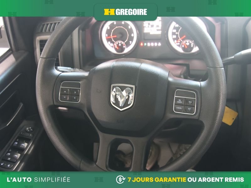 2019 Ram 1500 Black Saint-Eustache - photo #15
