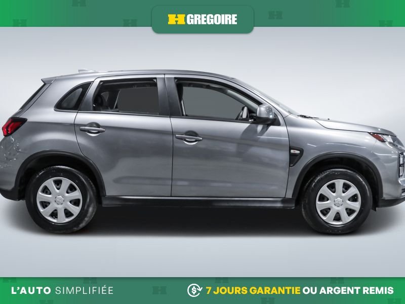 2025 Mitsubishi RVR Silver Saint-Eustache - photo #10