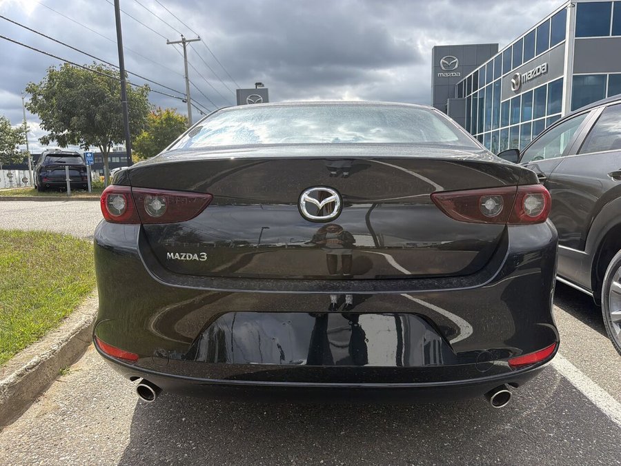 2026 MAZDA Mazda3 2026 Jet Black Mica