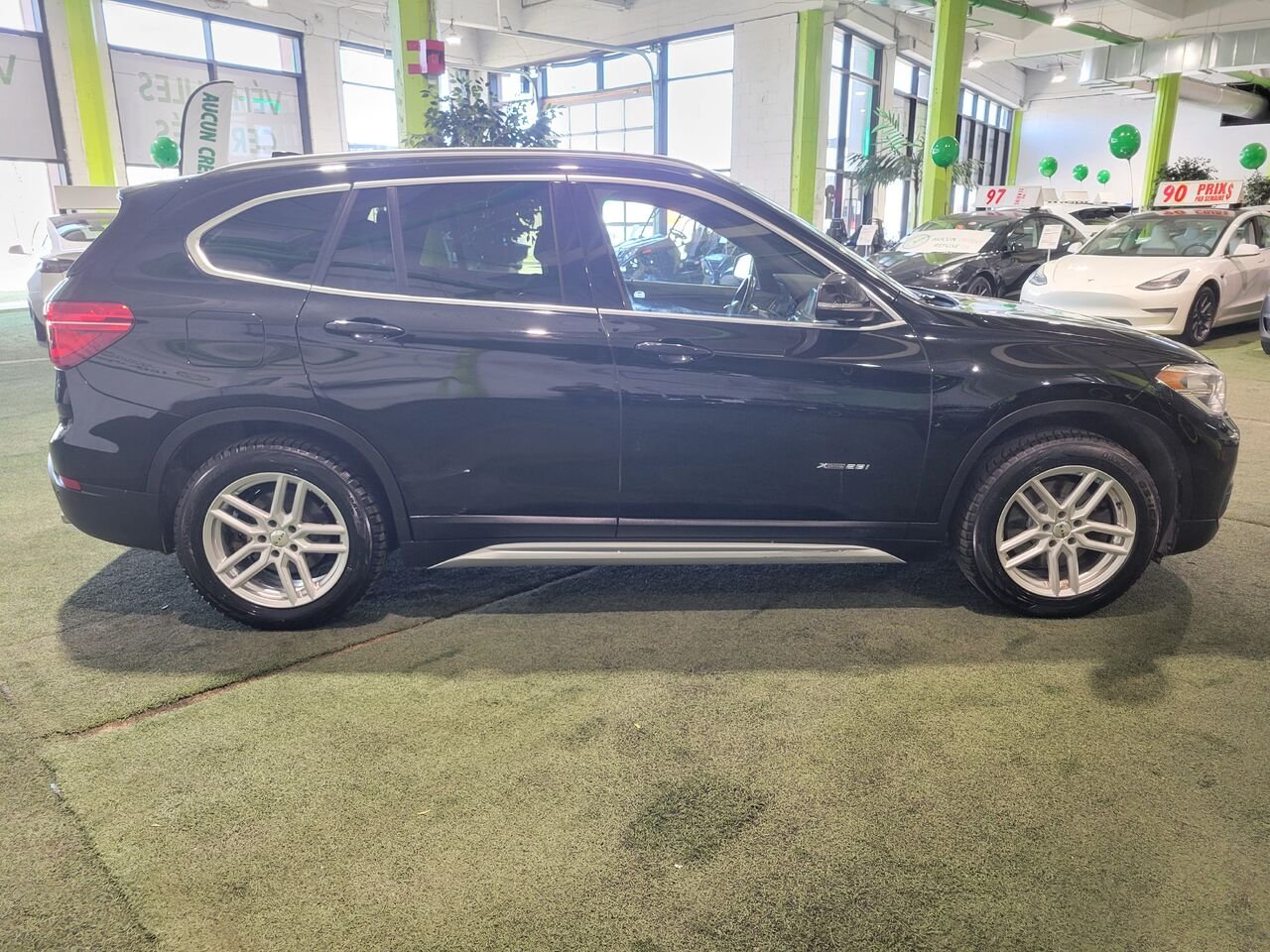 2018 BMW X1 Black  - photo #6