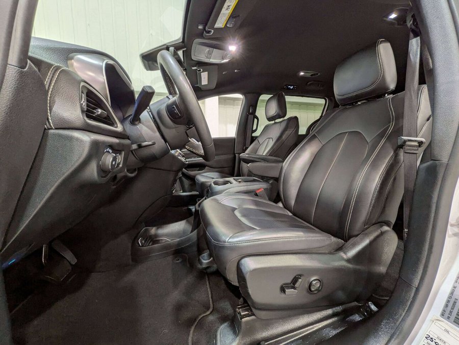 Chrysler Pacifica Select FWD 2025 Blanc