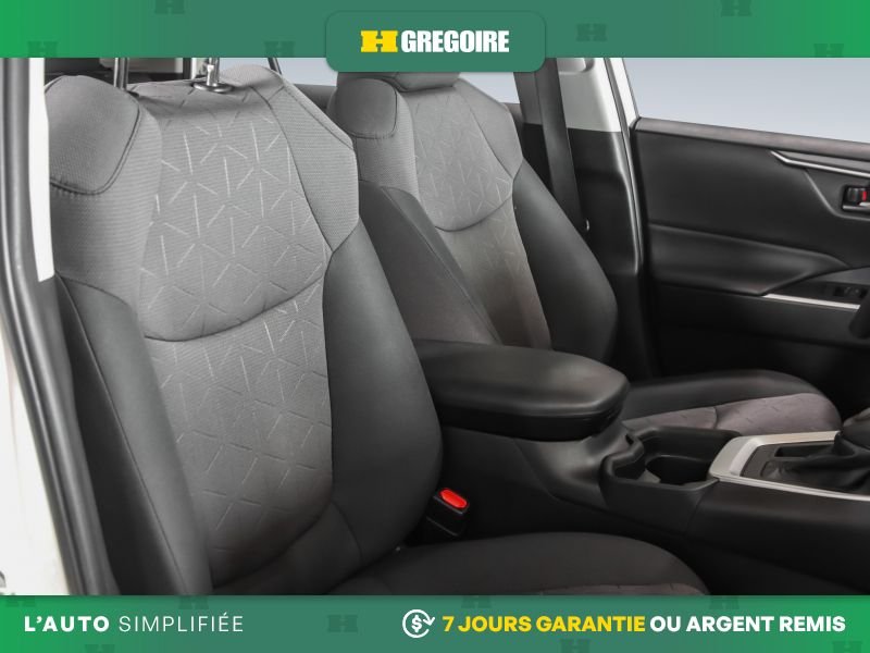 Toyota Rav 4 822342 | LE AUTO A/C CAM RECUL BLUETOOTH 2019 Blanc Laval - photo #28