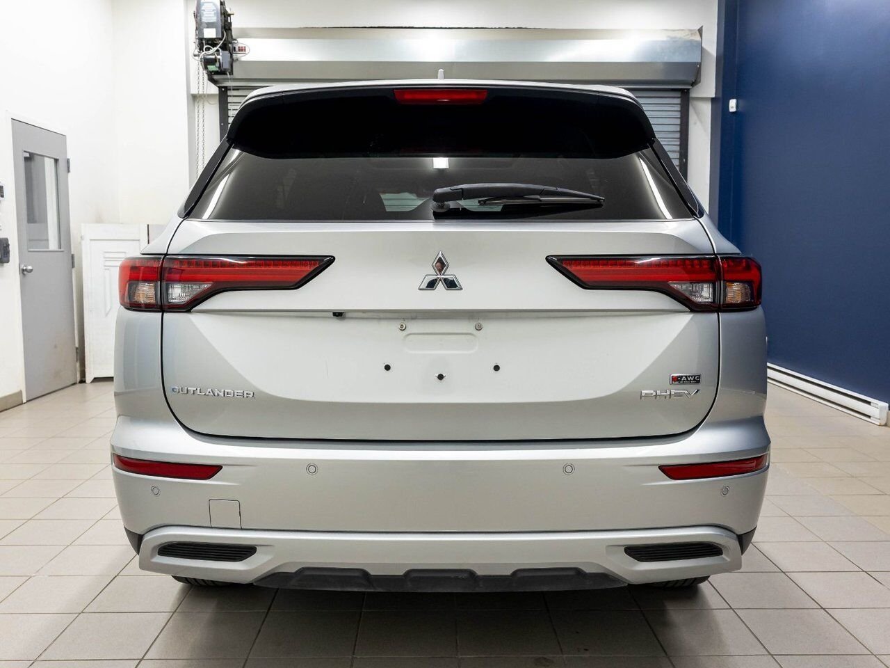 2024 Mitsubishi Outlander Plug-In Hybrid SEL AWD *TOIT* NAV CAM 360 SIÈGES CHAUFF REG ADAPT Silver Saint-Jérôme - photo #7