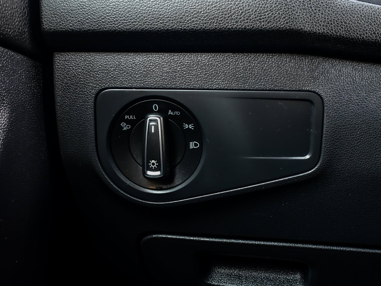 2024 Volkswagen Tiguan Highline R-Line 4MOTION Grey Sherwood Park - photo #21