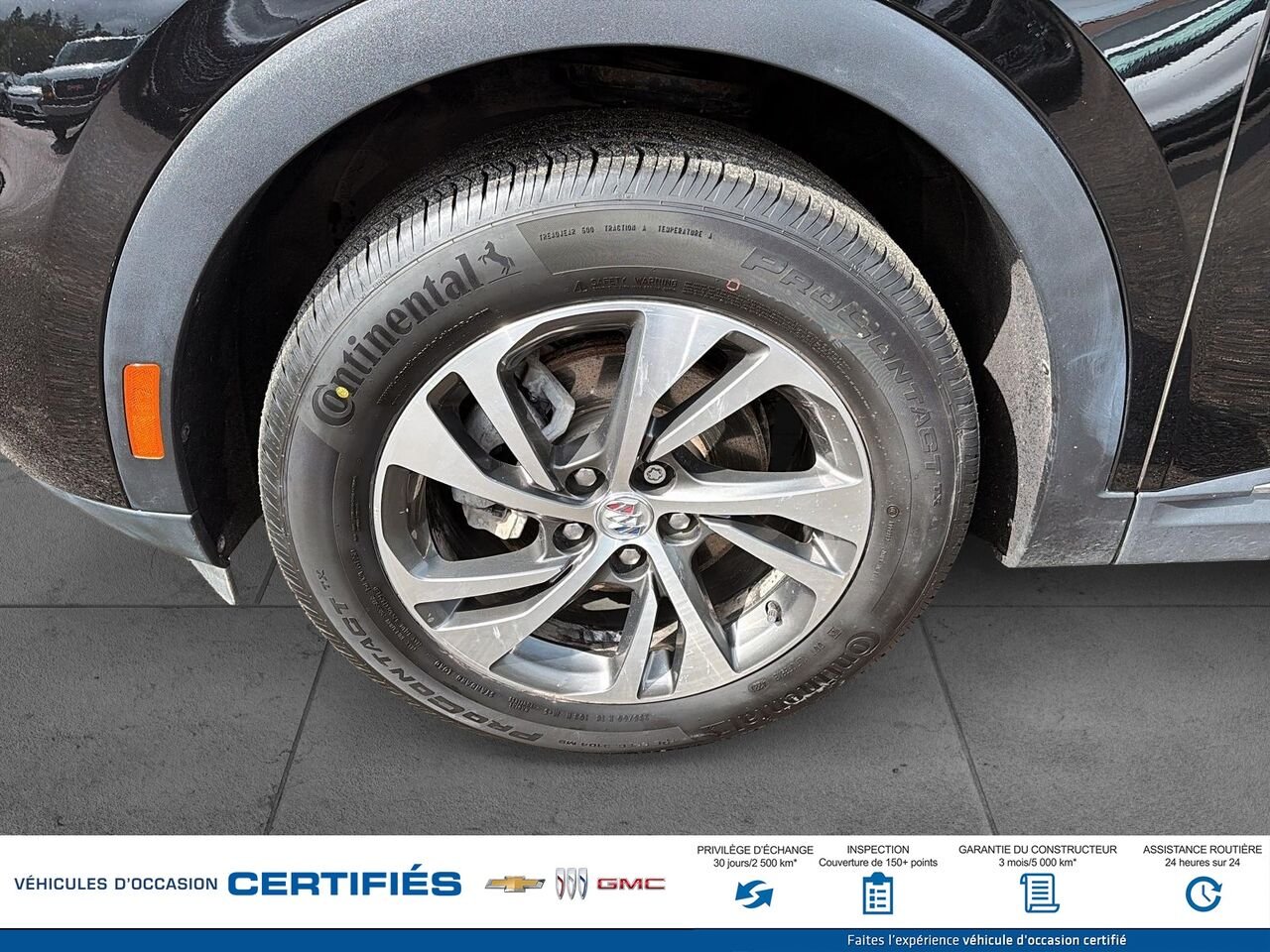 BUICK ENVISION Essence 4 portes TI 2022 Noir Montmagny - photo #6