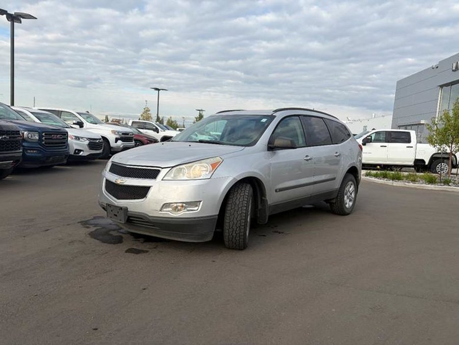 2010 Chevrolet Traverse LS FWD 3.6L 8 Passenger | Remote Start Grey