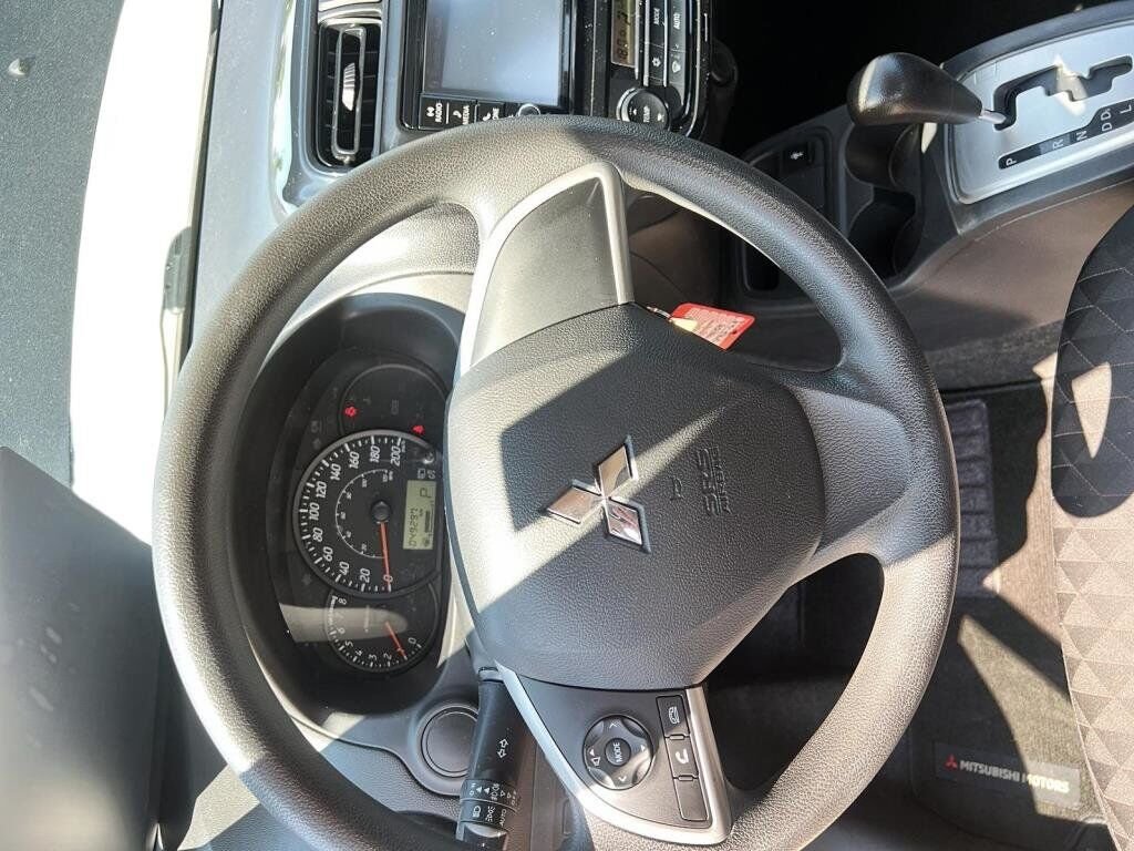 Mitsubishi Mirage NIV ML32AUHJ3NH000354 2022 Noir Chicoutimi - photo #11