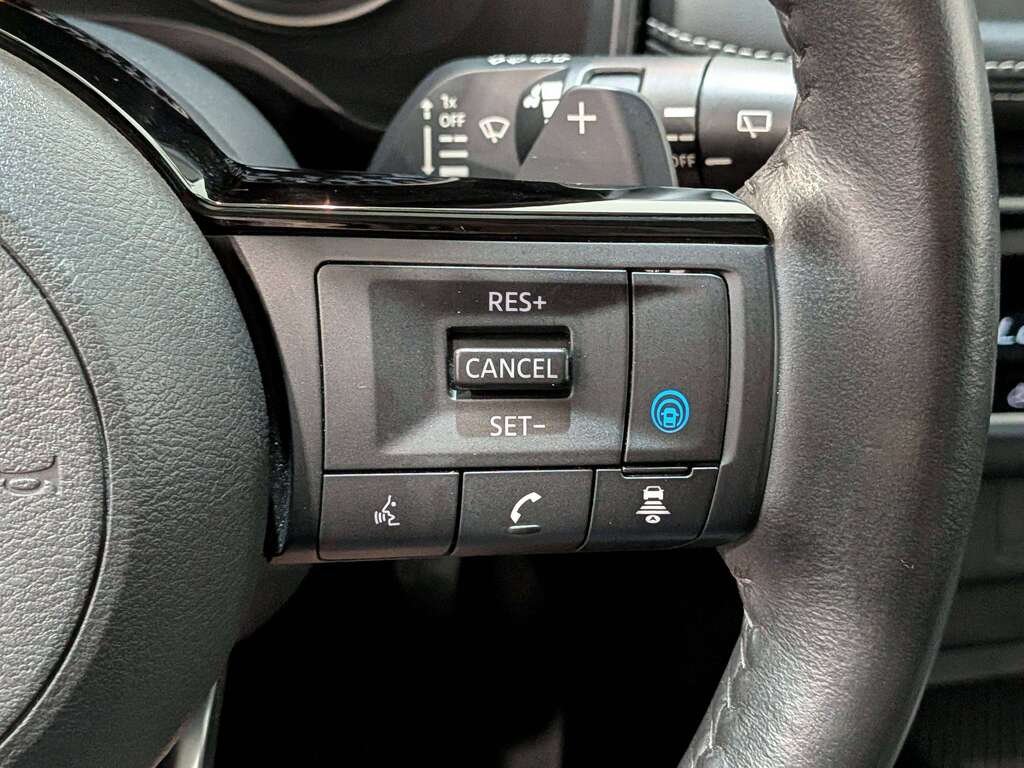 Nissan Rogue 2023 Beige Val-David - photo #16