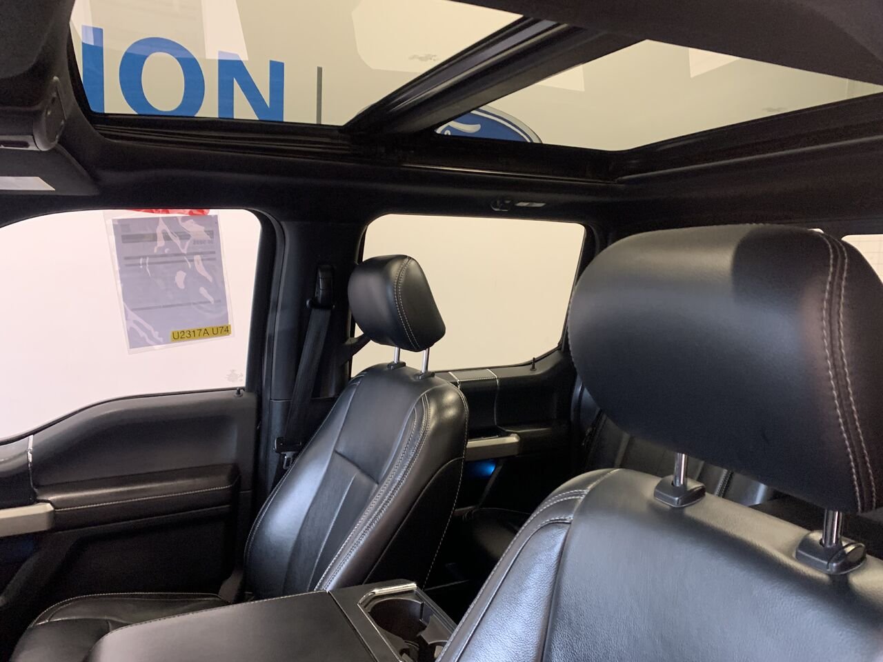 Ford F-150 SUPERCREW LARIAT LARIAT cabine SuperCrew 4RM caisse de 5,5 pi 2019 Noir Châteauguay - photo #28