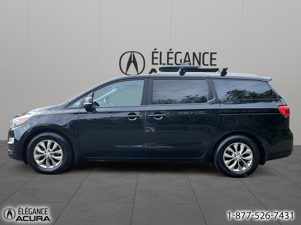 2020 Kia Sedona LX | A8919A Black Granby - photo #7