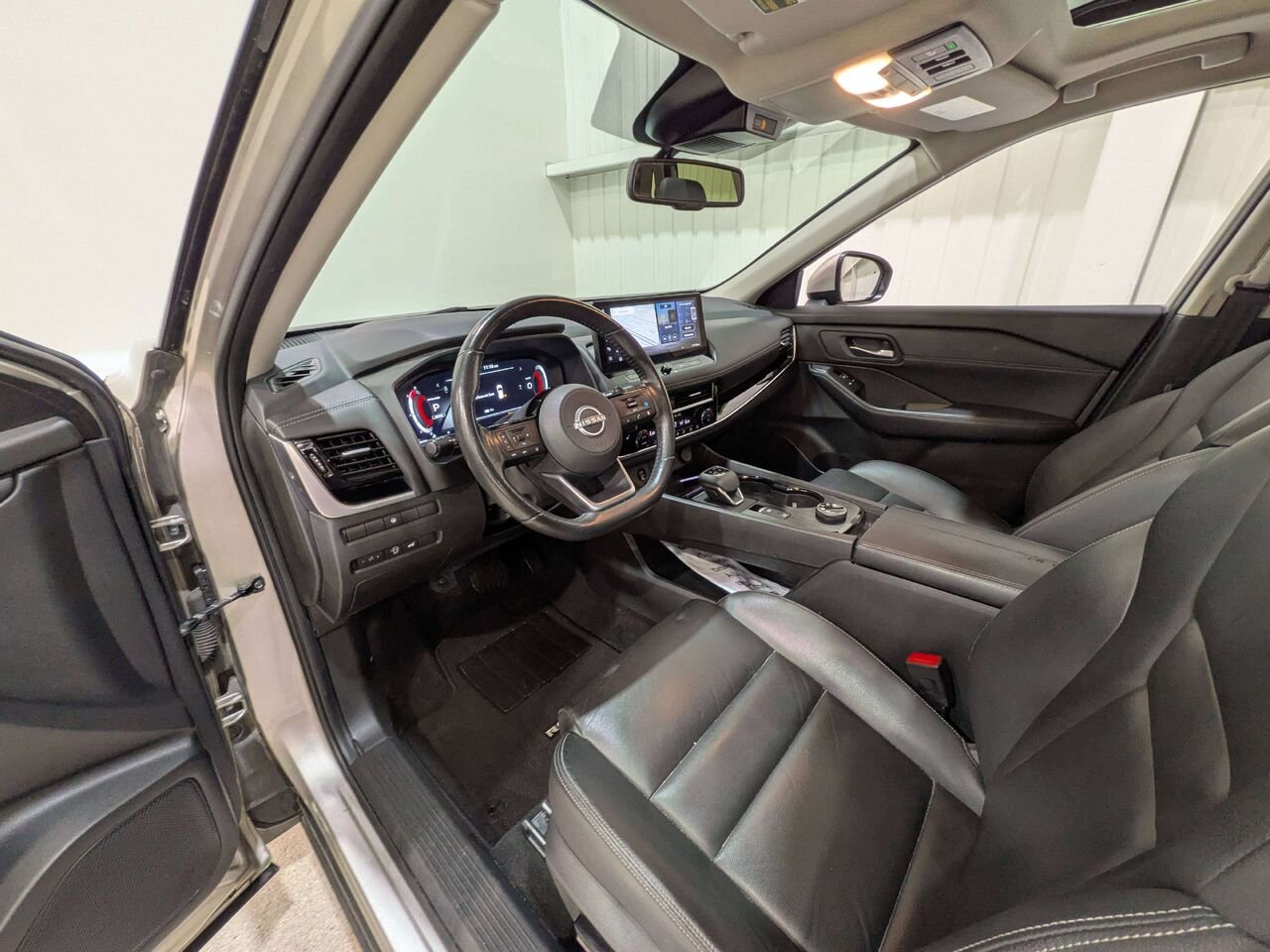 2024 Nissan Rogue AWD SL Silver Val-David - photo #10