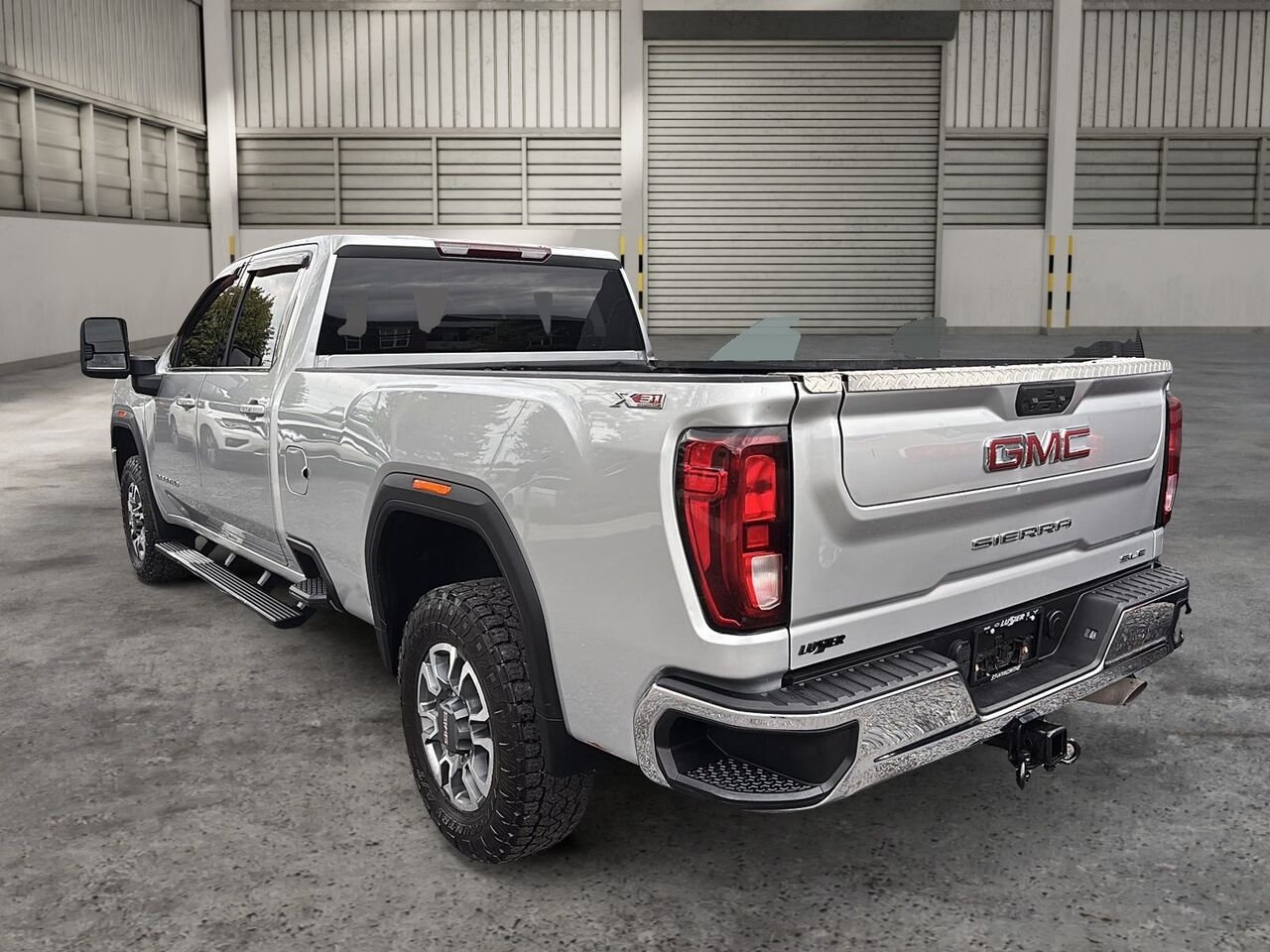 GMC Sierra 2500HD SLE cabine multiplace 4RM 172 po 2022 Gris Saint-Hyacinthe - photo #3