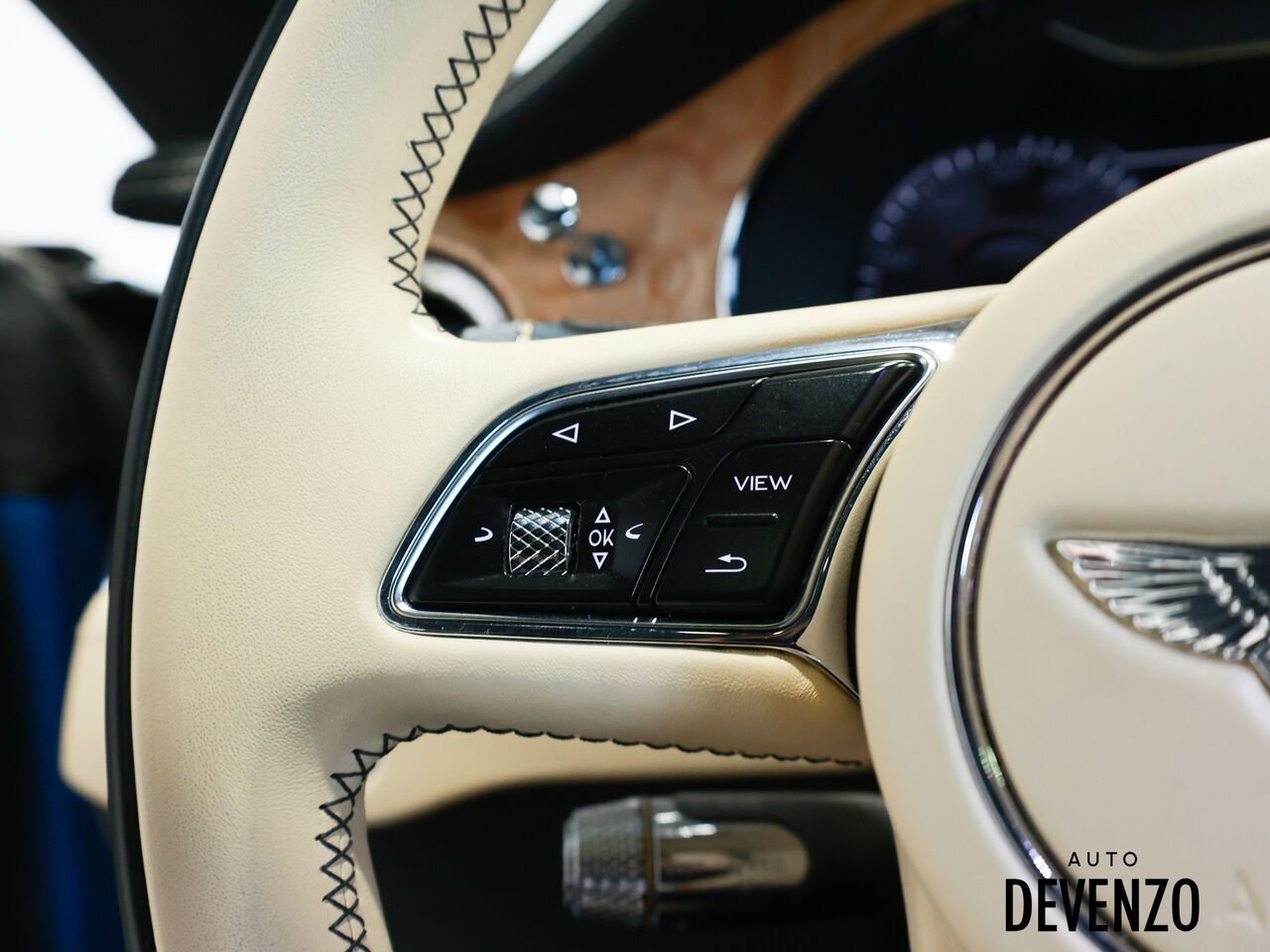 2023 Bentley Continental Blue Saint-Eustache - photo #14
