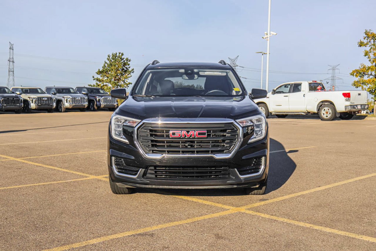 2024 GMC Terrain AWD 4dr SLE Black Sherwood Park - photo #2