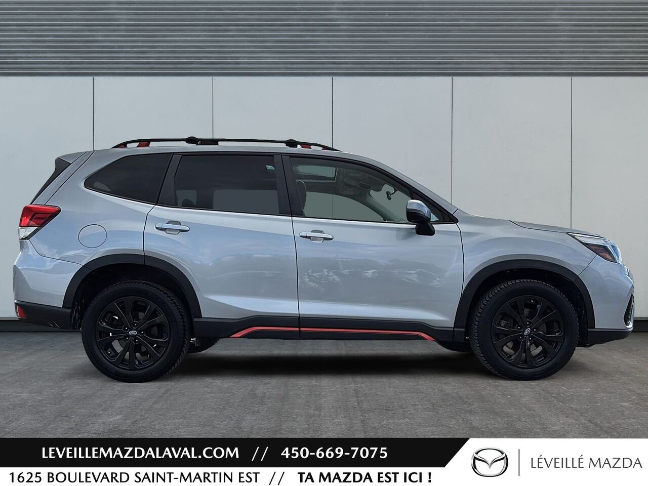 2021 Subaru Forester 2.5i Sport Silver Laval - photo #3