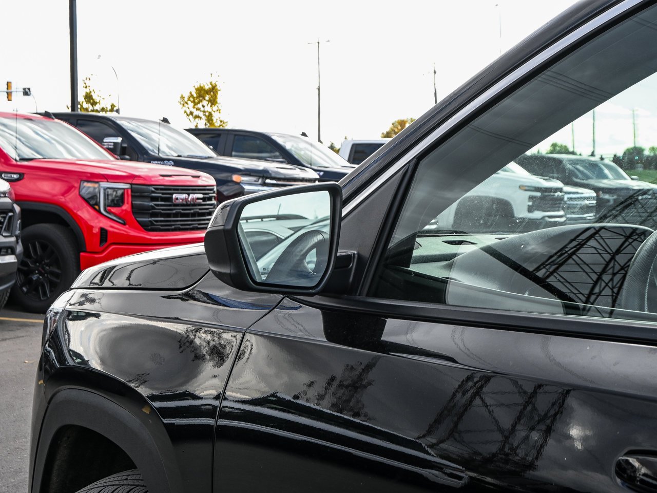 2024 GMC Terrain AWD 4dr SLE Black Sherwood Park - photo #6