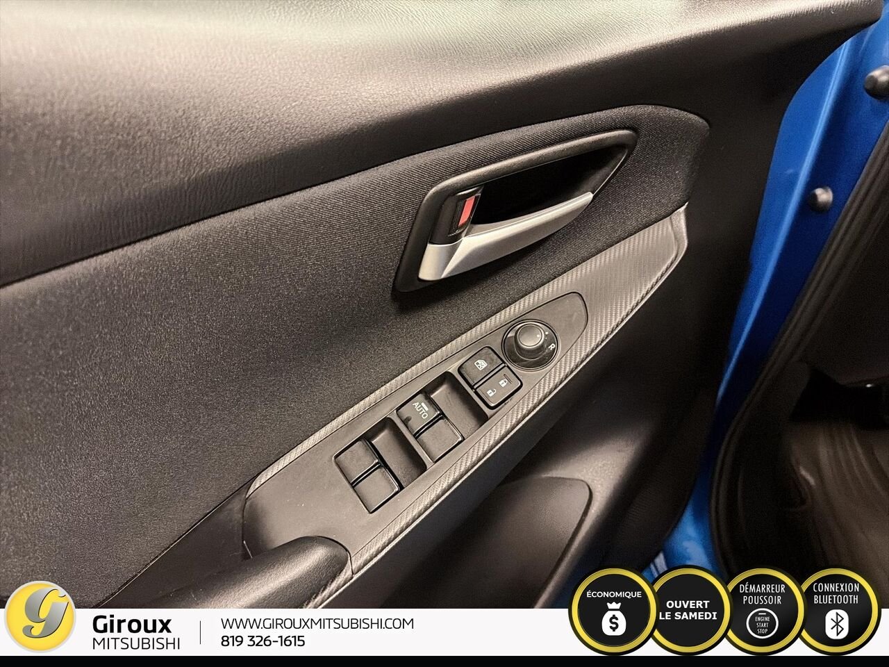 2020 Toyota Yaris Hatchback Blue Sainte-Agathe-des-Monts - photo #11