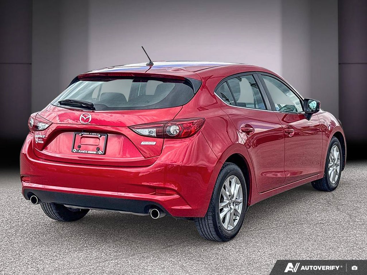 2018 Mazda Mazda3 Sport 3MZBN1L76JM254638 Red Mirabel - photo #4