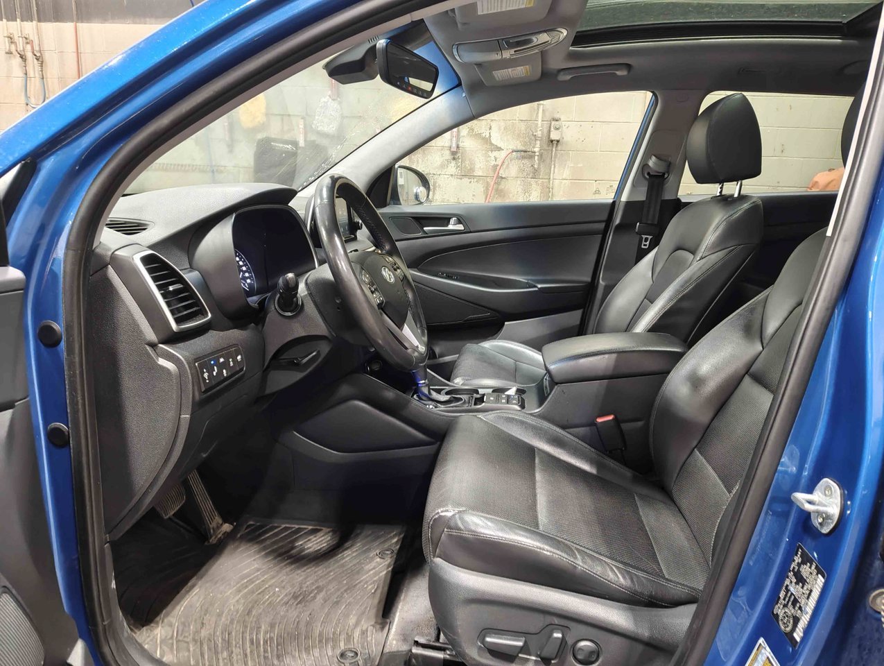 2019 Hyundai Tucson Luxury AWD Blue Sherwood Park - photo #7