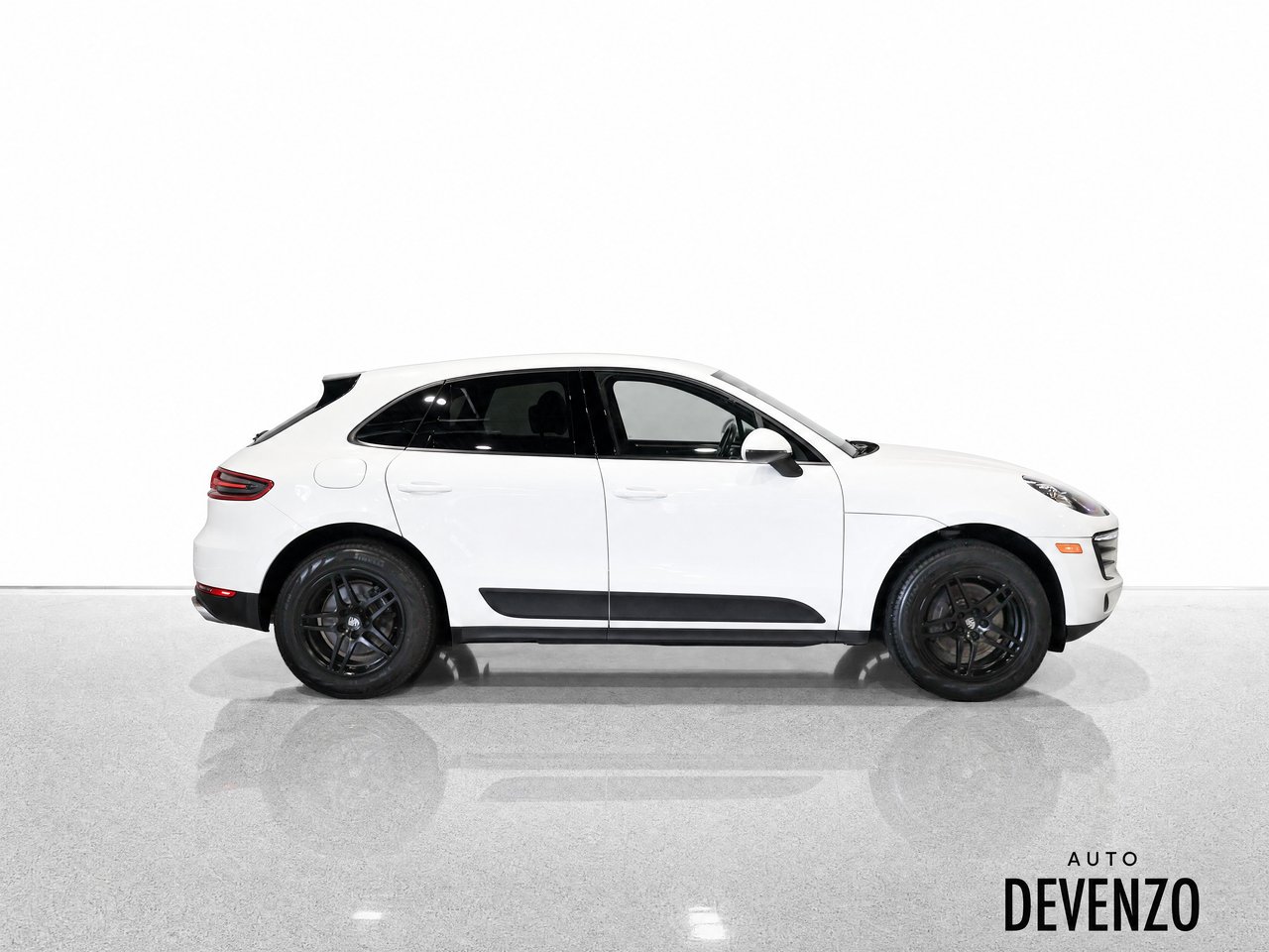 Porsche Macan 2017 Blanc Saint-Eustache - photo #1