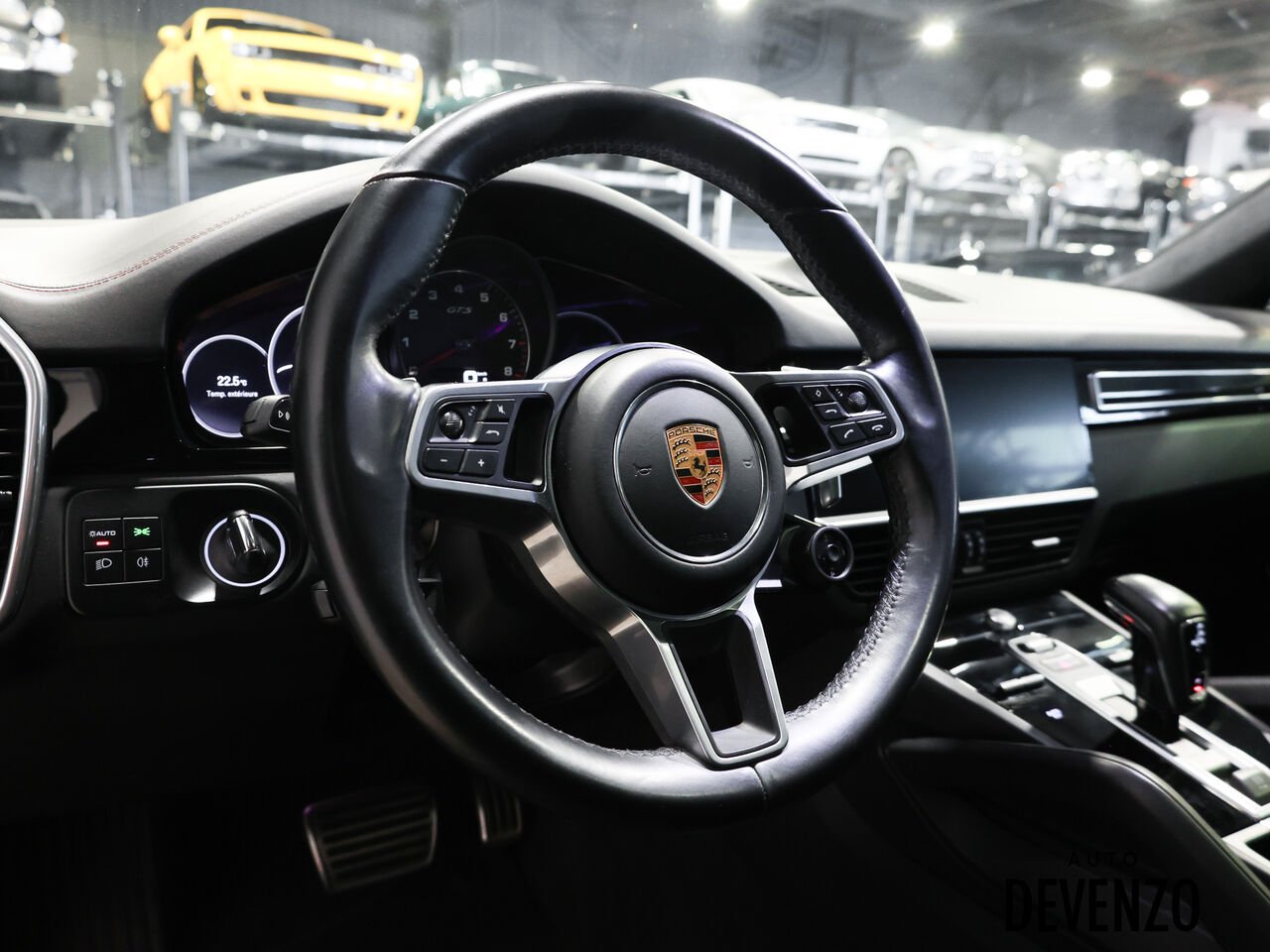 2022 Porsche Cayenne Black Saint-Eustache - photo #13