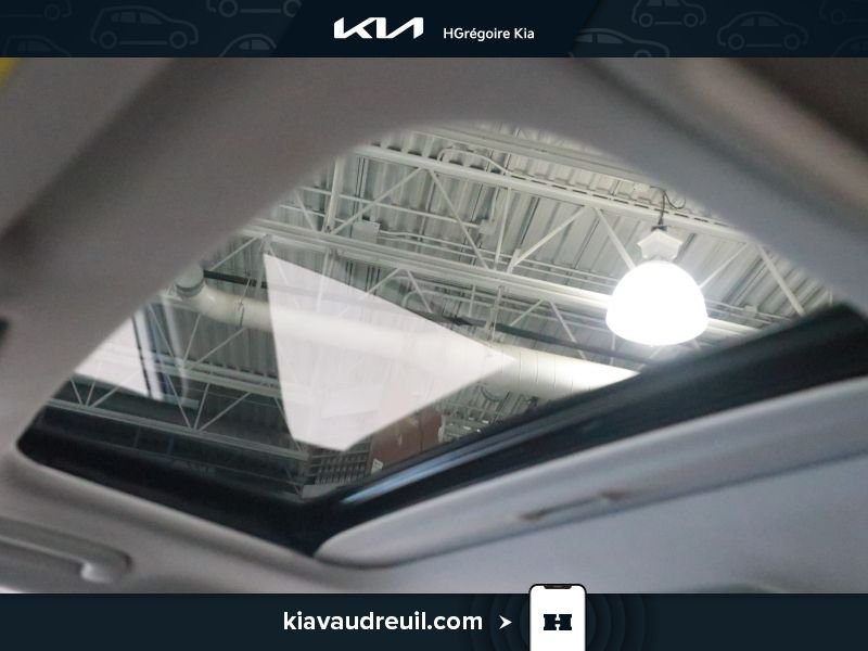 2025 Kia Seltos White Blainville - photo #11