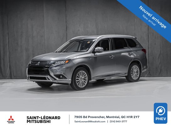 Mitsubishi Outlander PHEV SE 2022 Gris