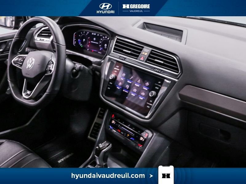 Volkswagen Tiguan YW24 | R-Line Black Edition , Toit , Cuir , LE R-LINE LE 2022 Noir Laval - photo #33