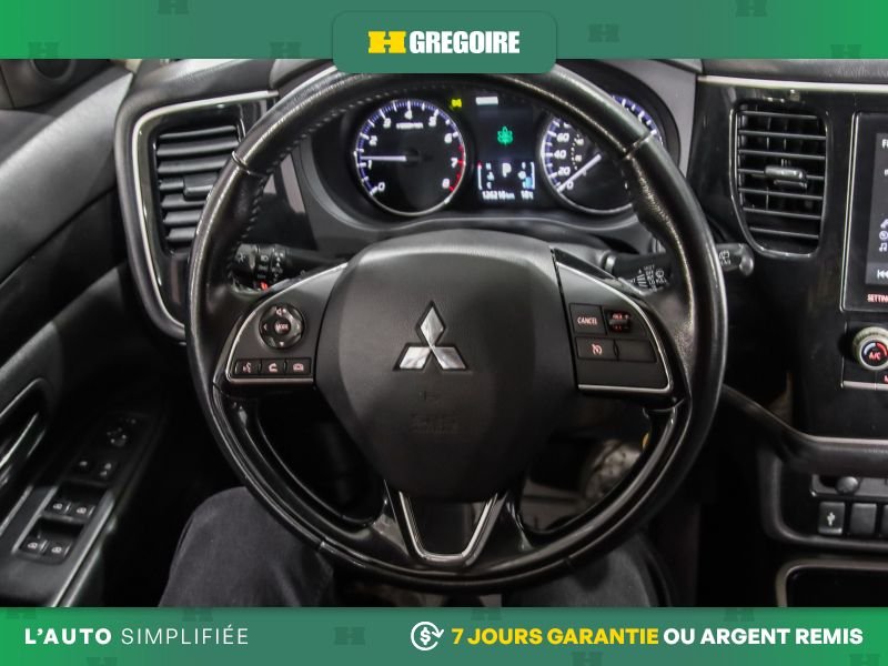 2020 Mitsubishi Outlander Red Blainville - photo #17