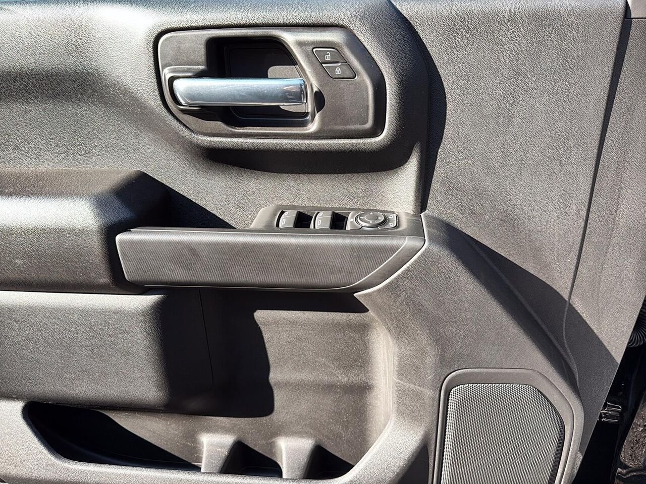 GMC Sierra 1500 Pro cabine multiplace 4RM 157 po 2026 Noir Saint-Hyacinthe - photo #9
