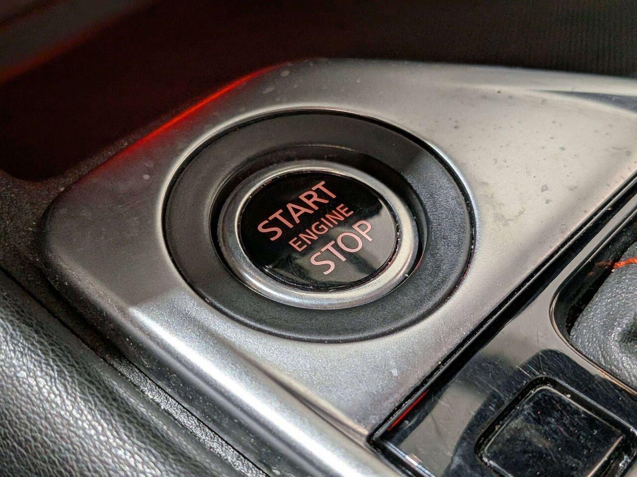 2024 Nissan Sentra SR Manual Orange Val-David - photo #25