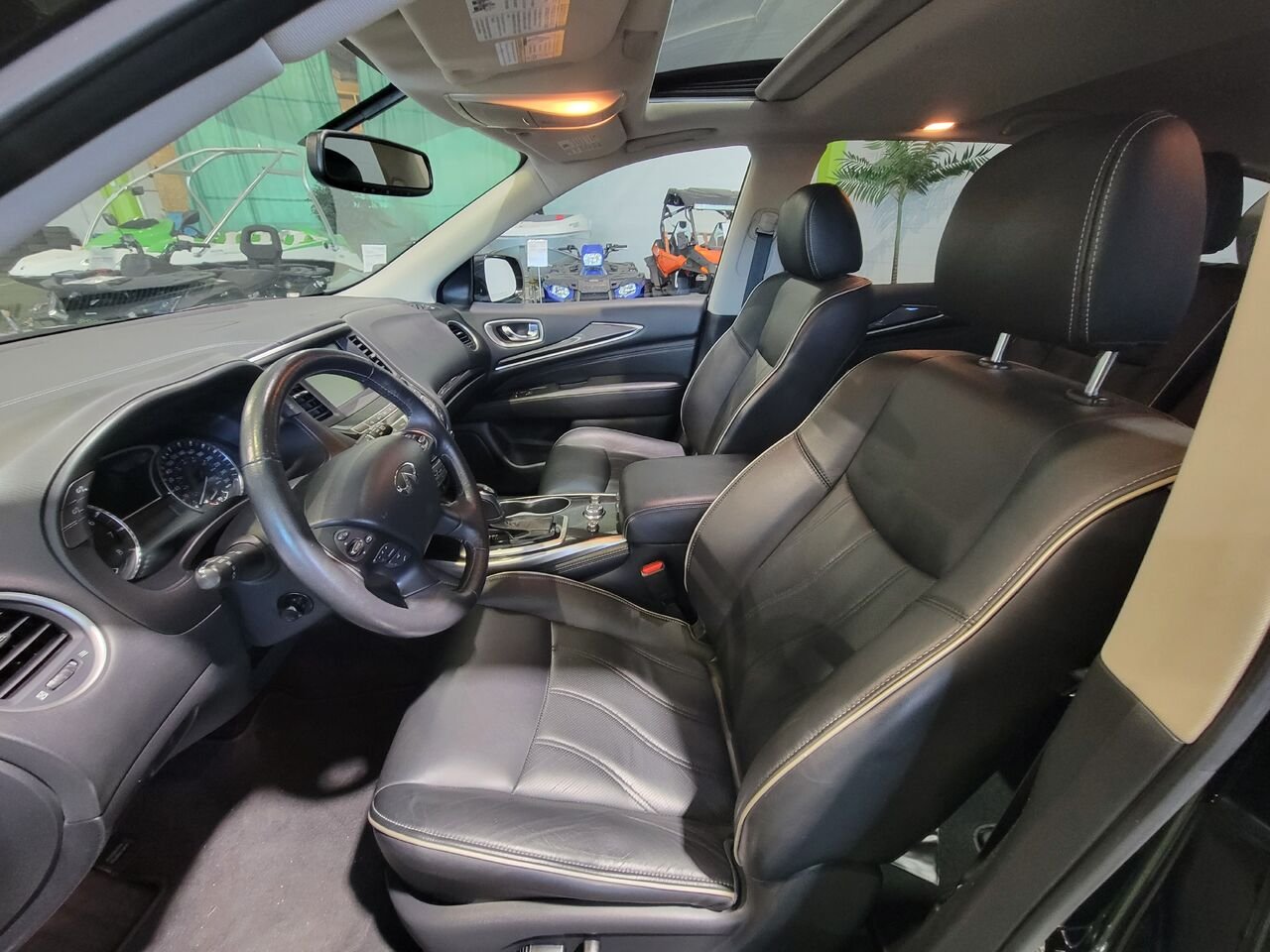 2018 INFINITI QX60 Black  - photo #11