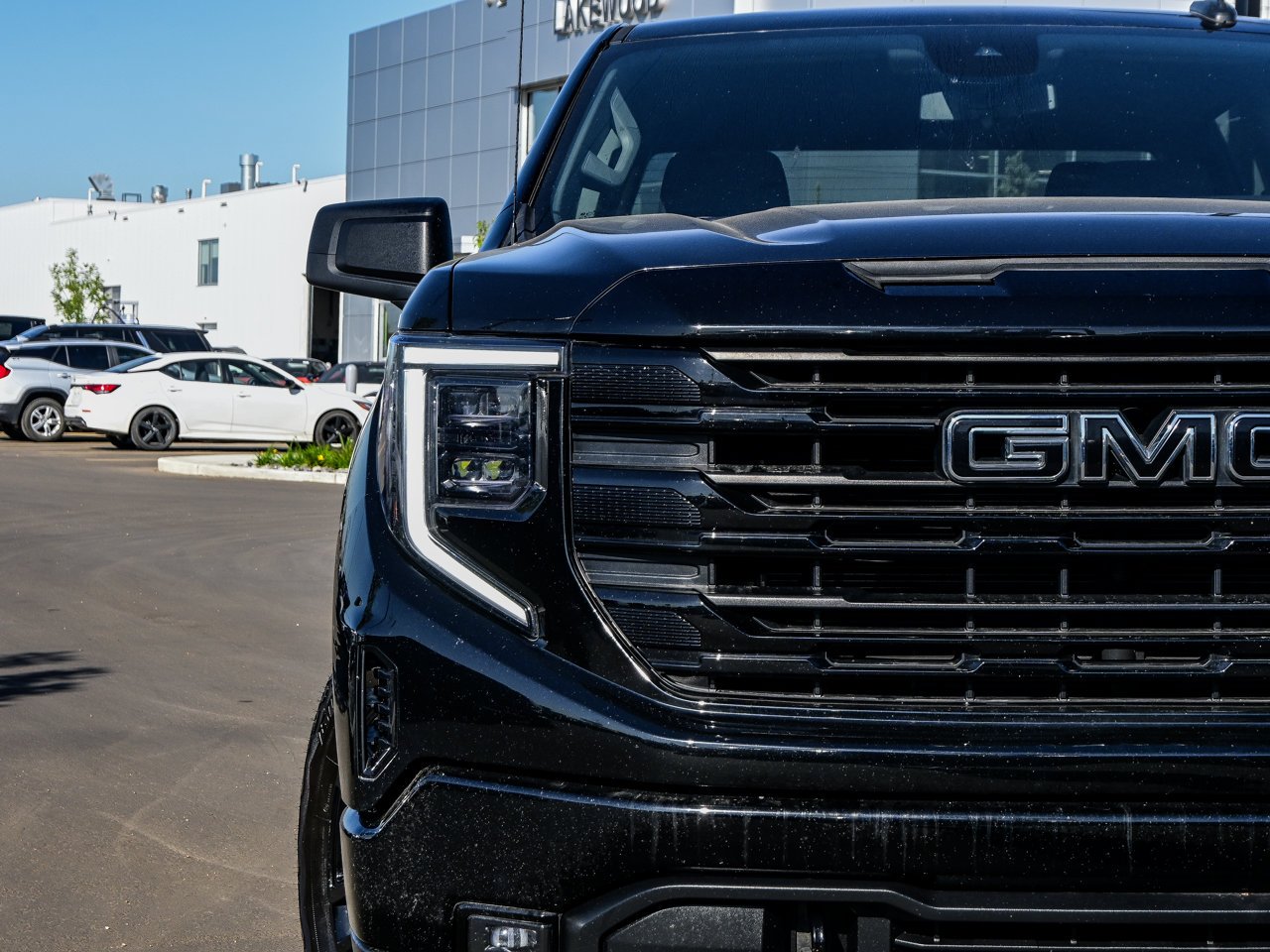 2023 GMC Sierra 1500 4WD Crew Cab 147 Elevation Black Sherwood Park - photo #4