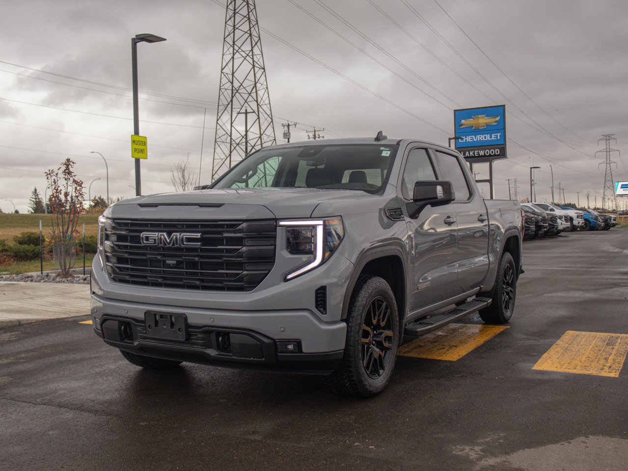 2024 GMC Sierra 1500 4WD Crew Cab 147 Elevation Grey Sherwood Park - photo #3