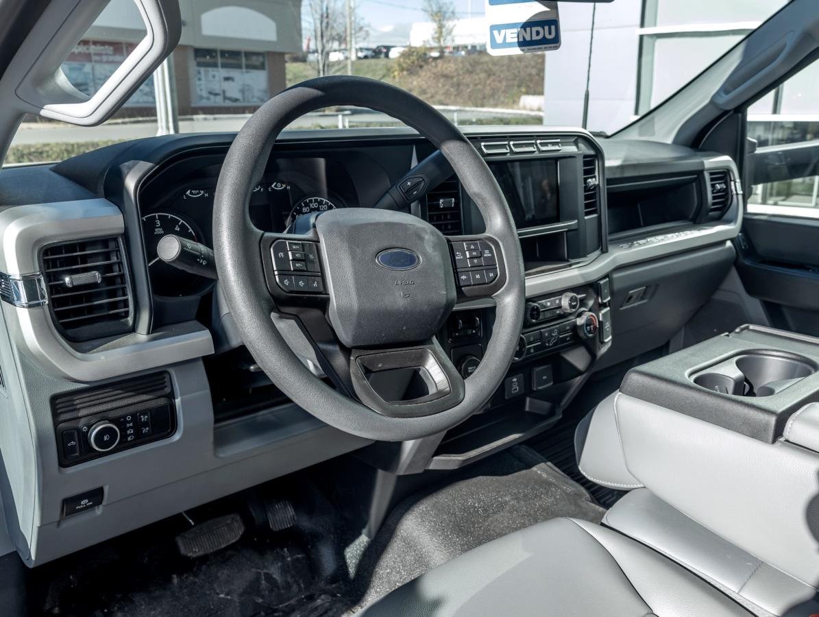 Ford Super Duty F-450 DRW 2024 Blanc Oxford Saint-Jérôme - photo #2
